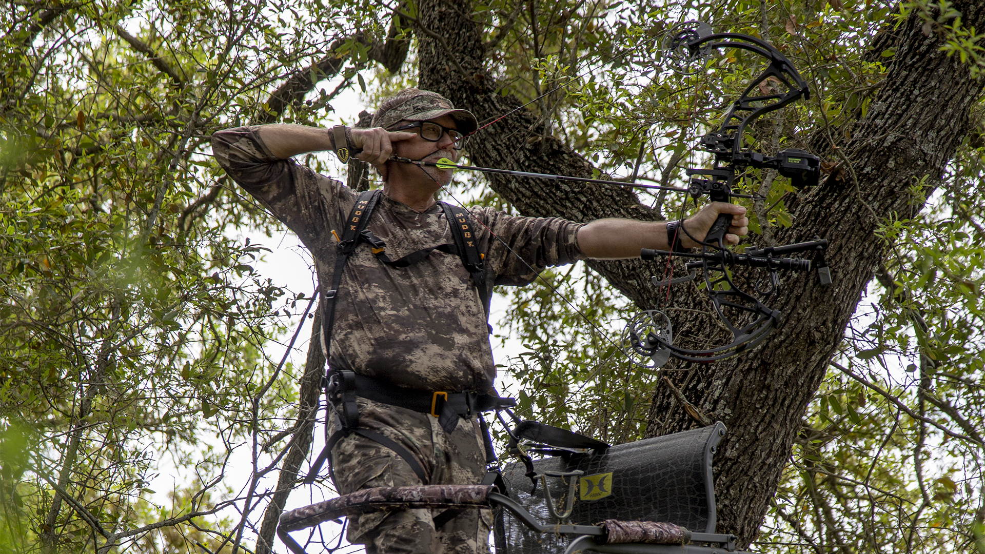 Hunter using the Garmin Xero